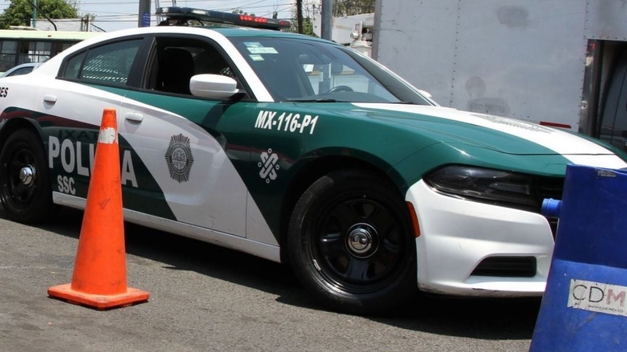 Un hombre fue detenido tras un tiroteo que inició un conflicto vial en Álvaro Obregón, con un arma encontrada en su poder.