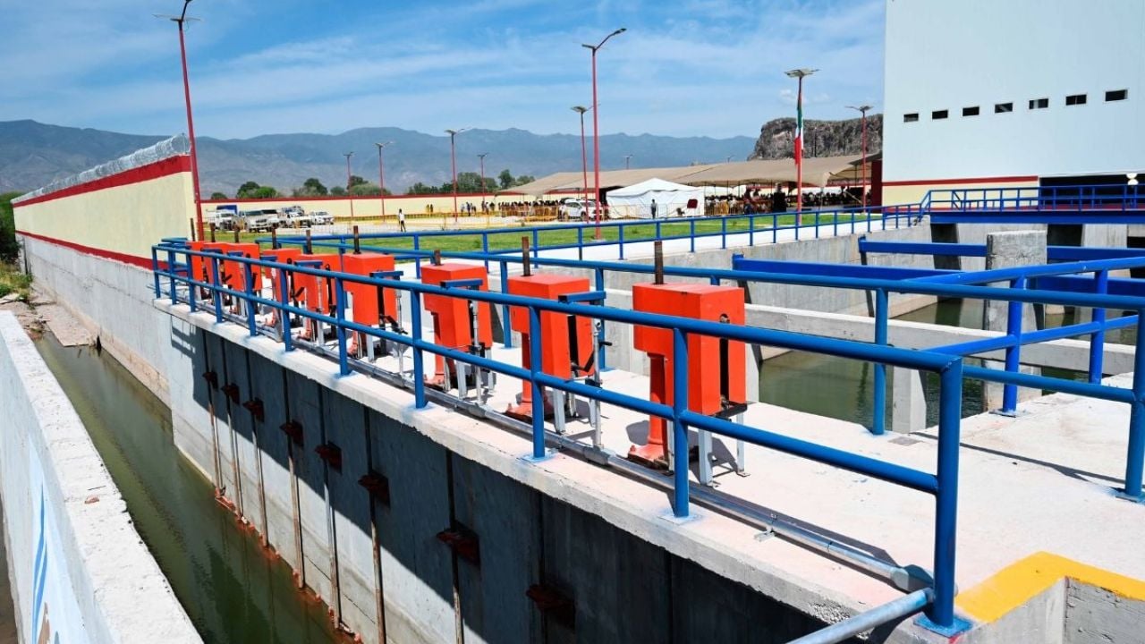Más de 400 mil habitantes en La Laguna recibirán agua de calidad, mejorando sus vidas y salud.