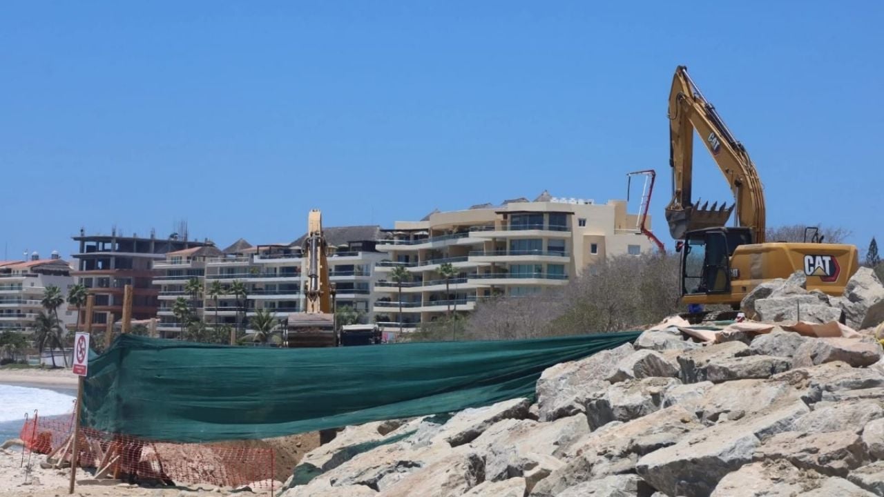 La Fiscalía de Nayarit retira cargos contra ocho activistas, garantizando sus derechos en Playa Las Cocinas.