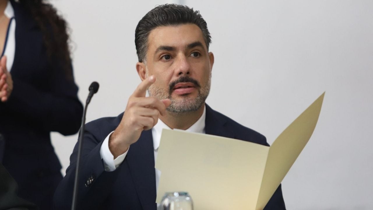 Jesús Sesma Suárez del Partido Verde propone sanciones más severas por delitos como la tala ilegal y la contaminación.