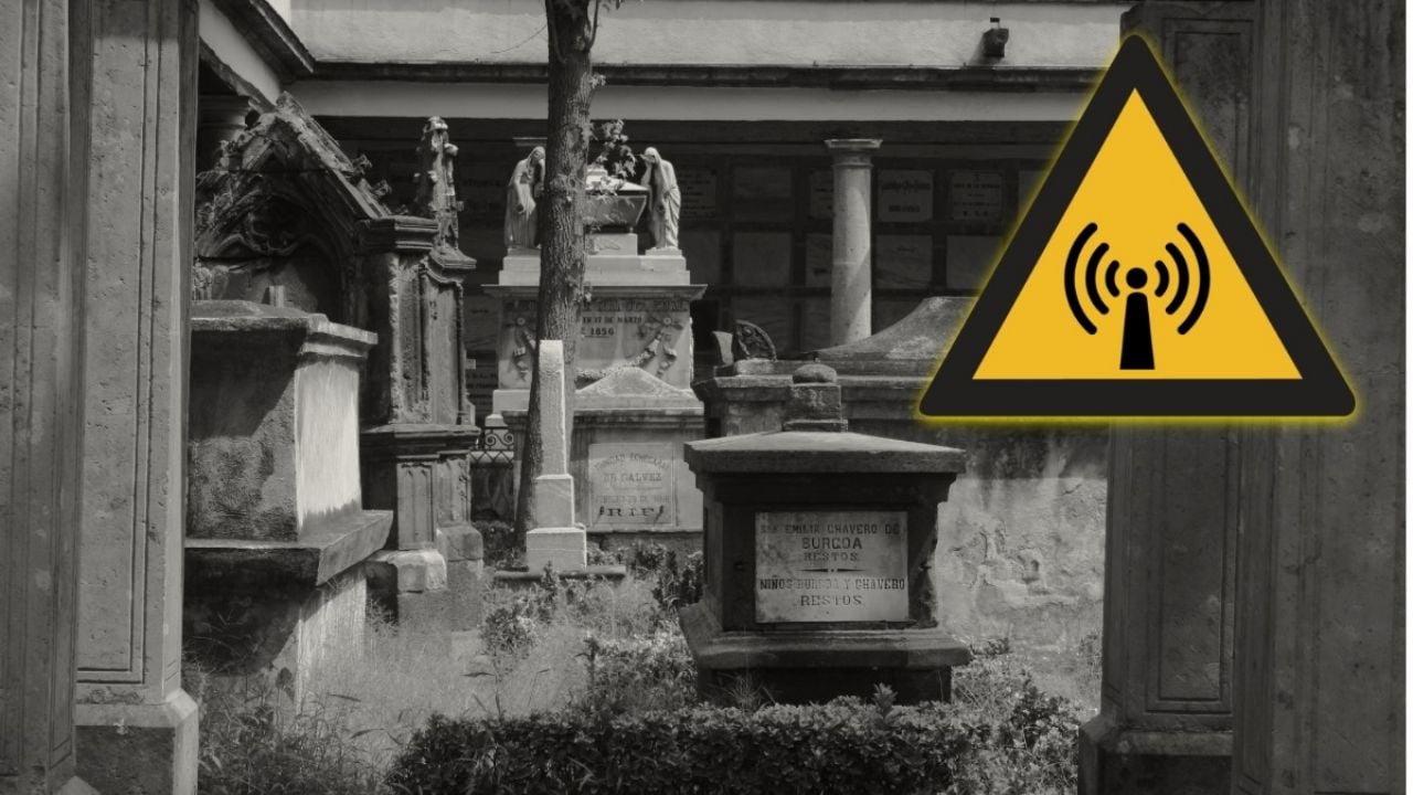 Un fuerte sismo en CDMX causa daños graves en la ciudad y abre sepulcros en el panteón de Santa Paula.